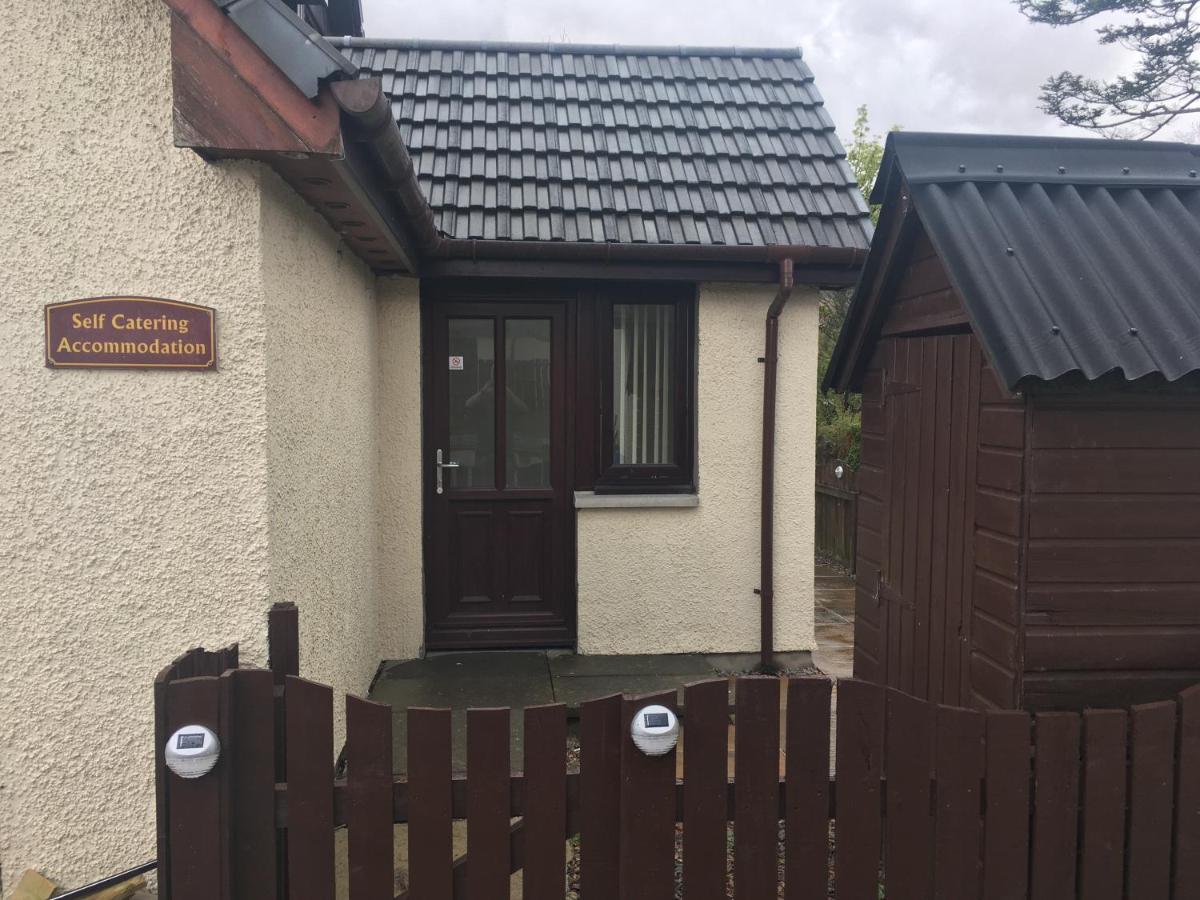 Riverbank Cottage Fort William Exterior photo